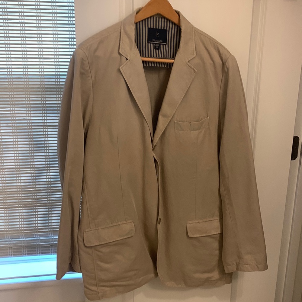 Faconnable Mens XXL khaki unlined light sports coat. Gently used.